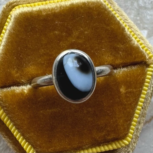 Agate Sterling Silver Vintage Bezel Ring - Picture 8 of 13